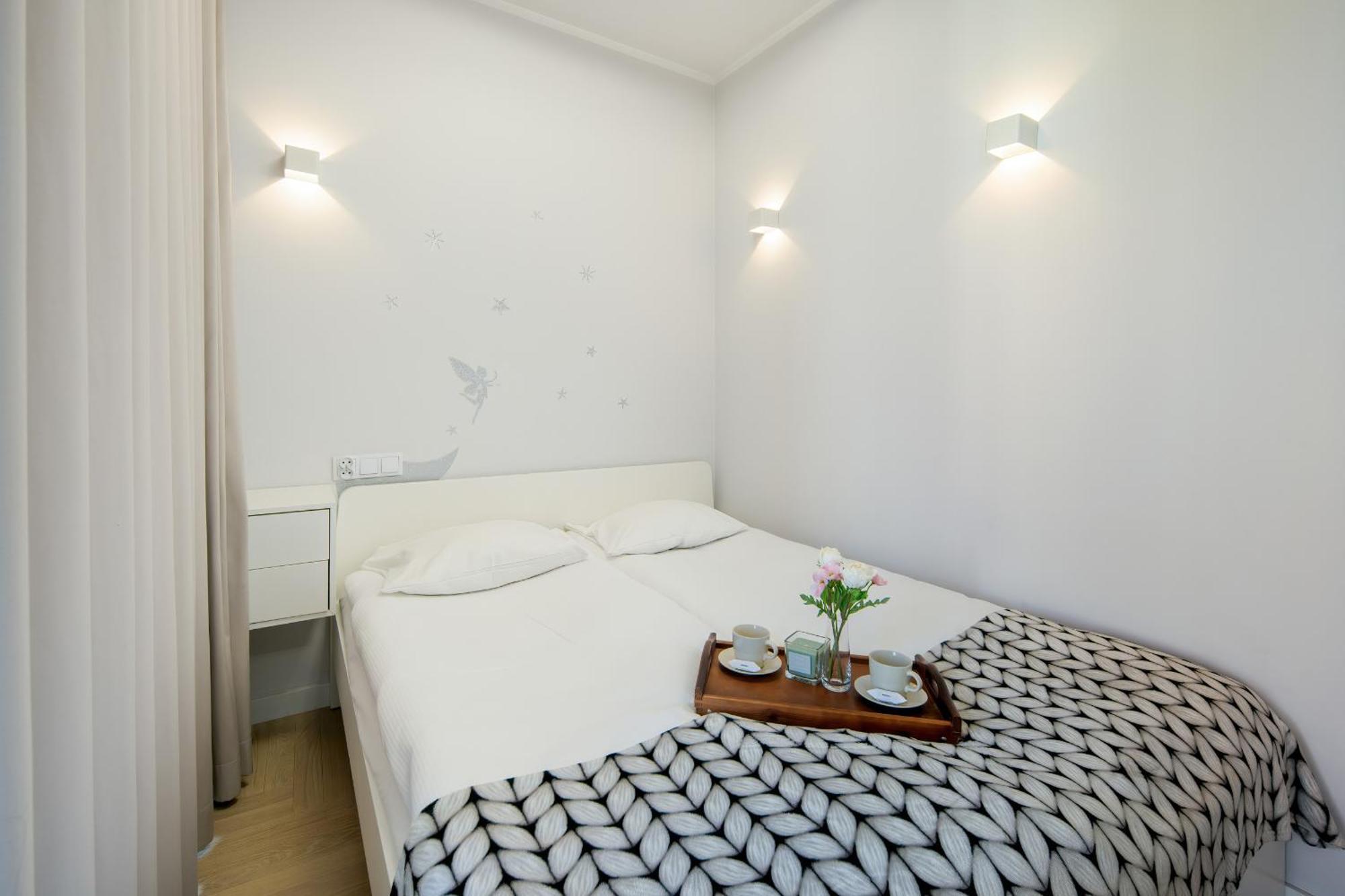 Apartment With Balcony And Parking By Renters Krakau