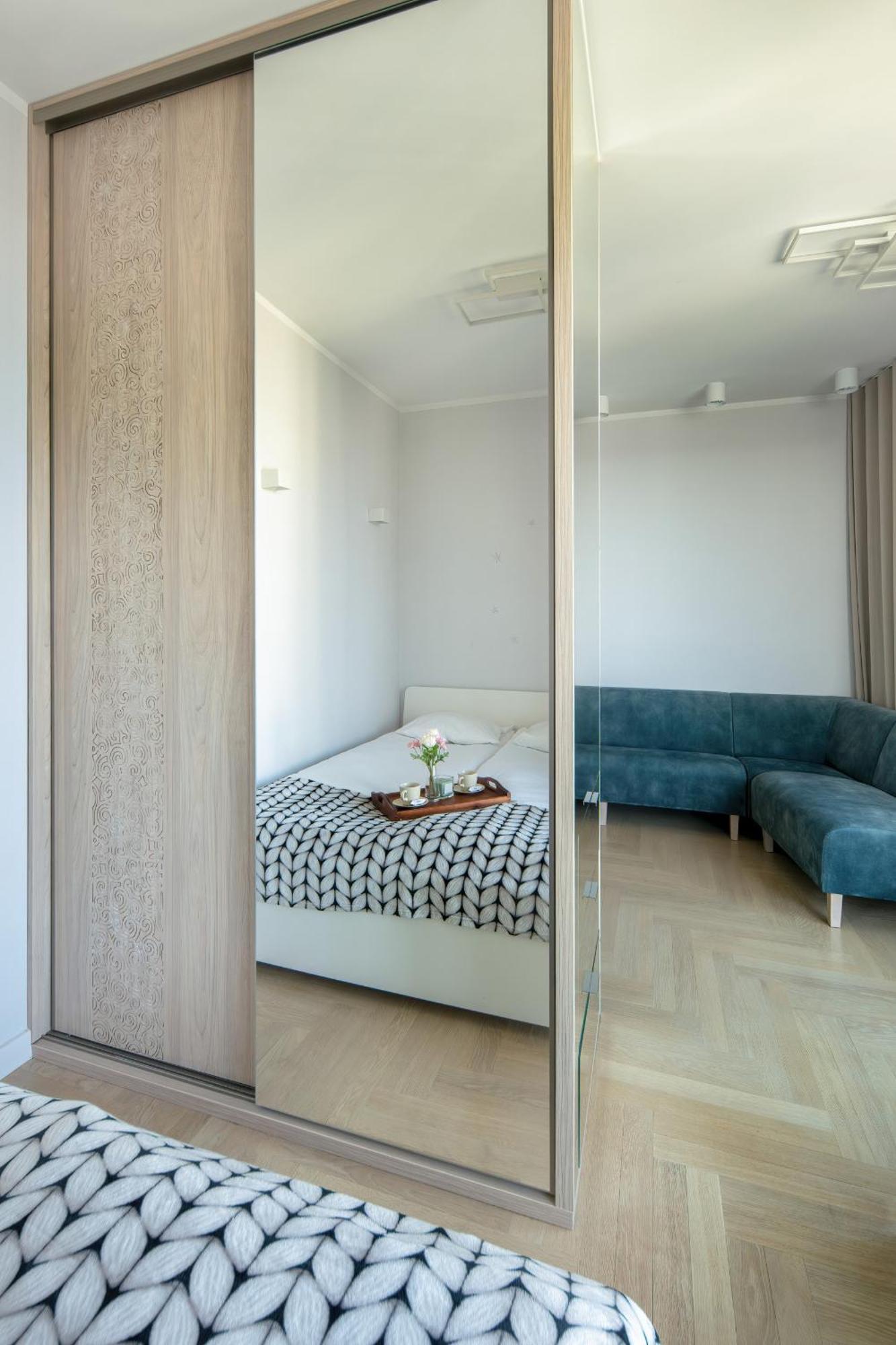 With Balcony And Parking By Renters Krakau